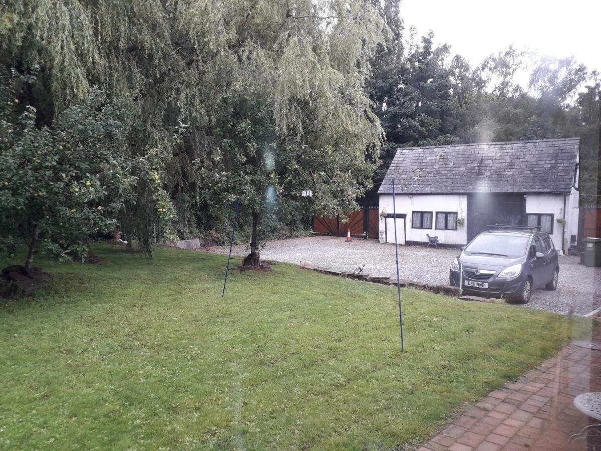 Brook Barn B&B Hale  Exteriér fotografie
