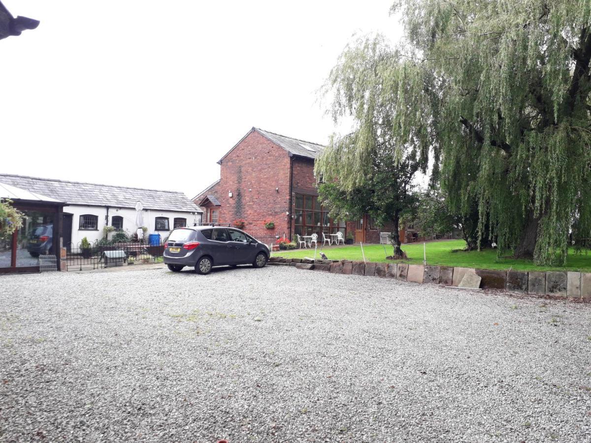 Brook Barn B&B Hale  Exteriér fotografie