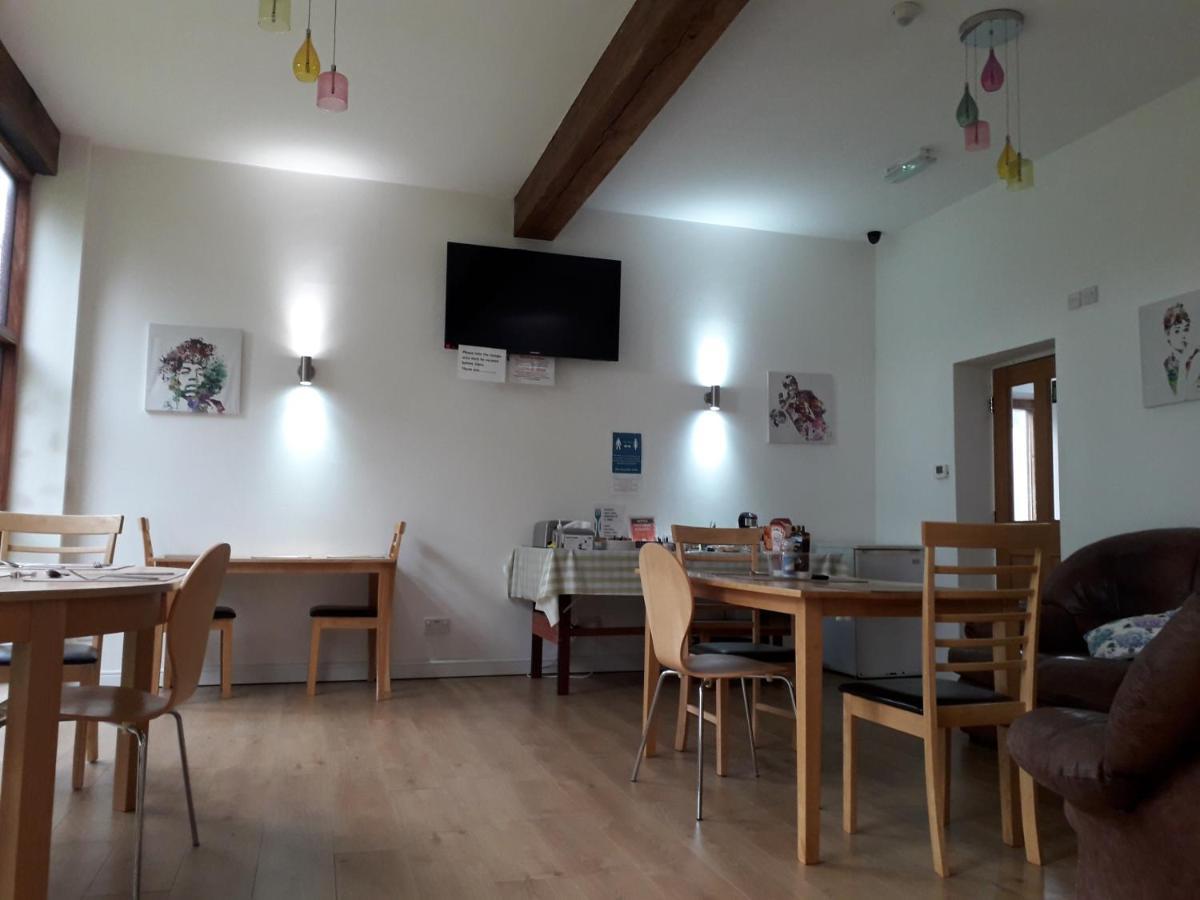 Brook Barn B&B Hale  Exteriér fotografie