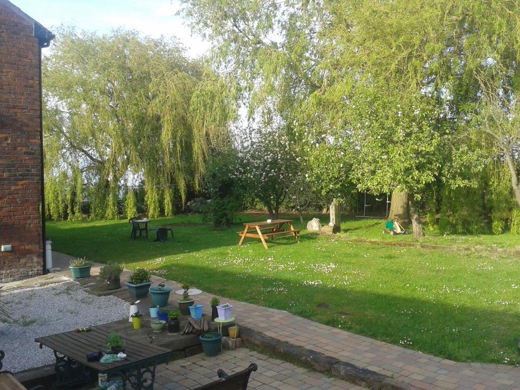 Brook Barn B&B Hale  Exteriér fotografie
