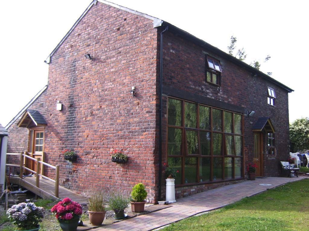 Brook Barn B&B Hale  Exteriér fotografie
