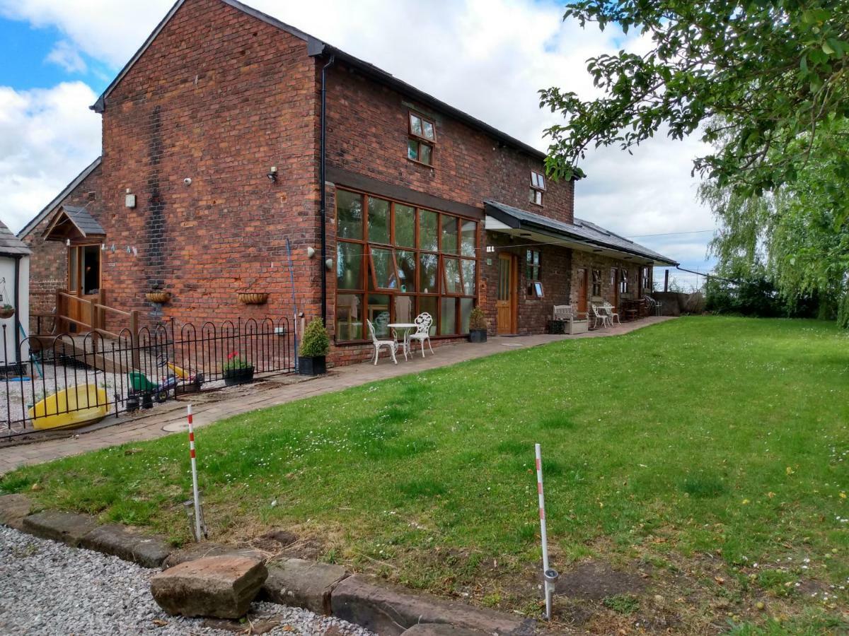 Brook Barn B&B Hale  Exteriér fotografie